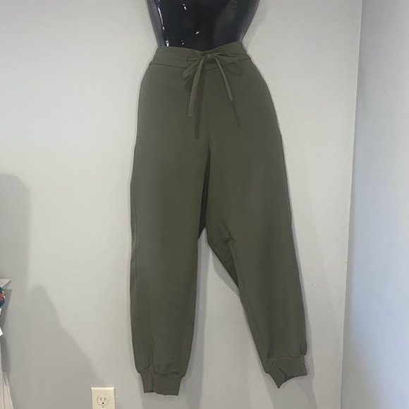 Prologue Green Joggers - Picture 1 of 8